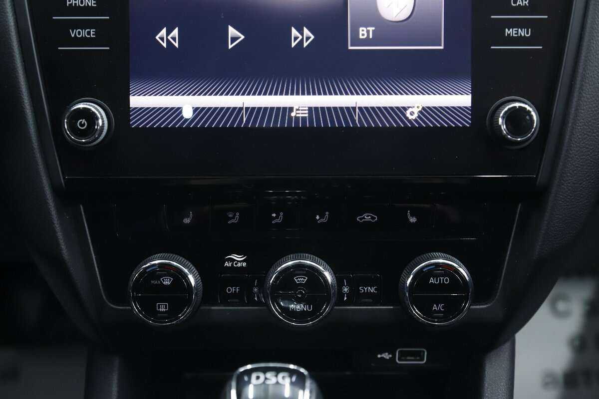 Б/У Шкода Октавия 2019 года. Фото: #12