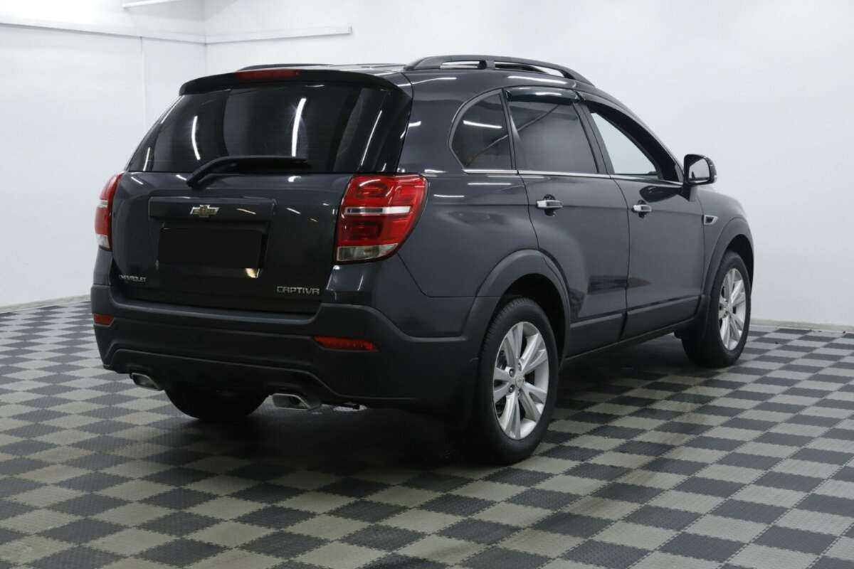 Chevrolet Captiva 2015 года с пробегом. Фото: #3