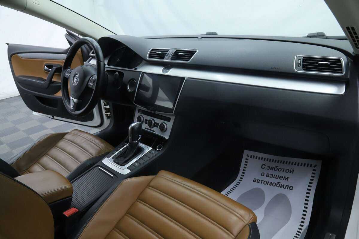 Volkswagen Passat CC 2013 года с пробегом. Фото: #14