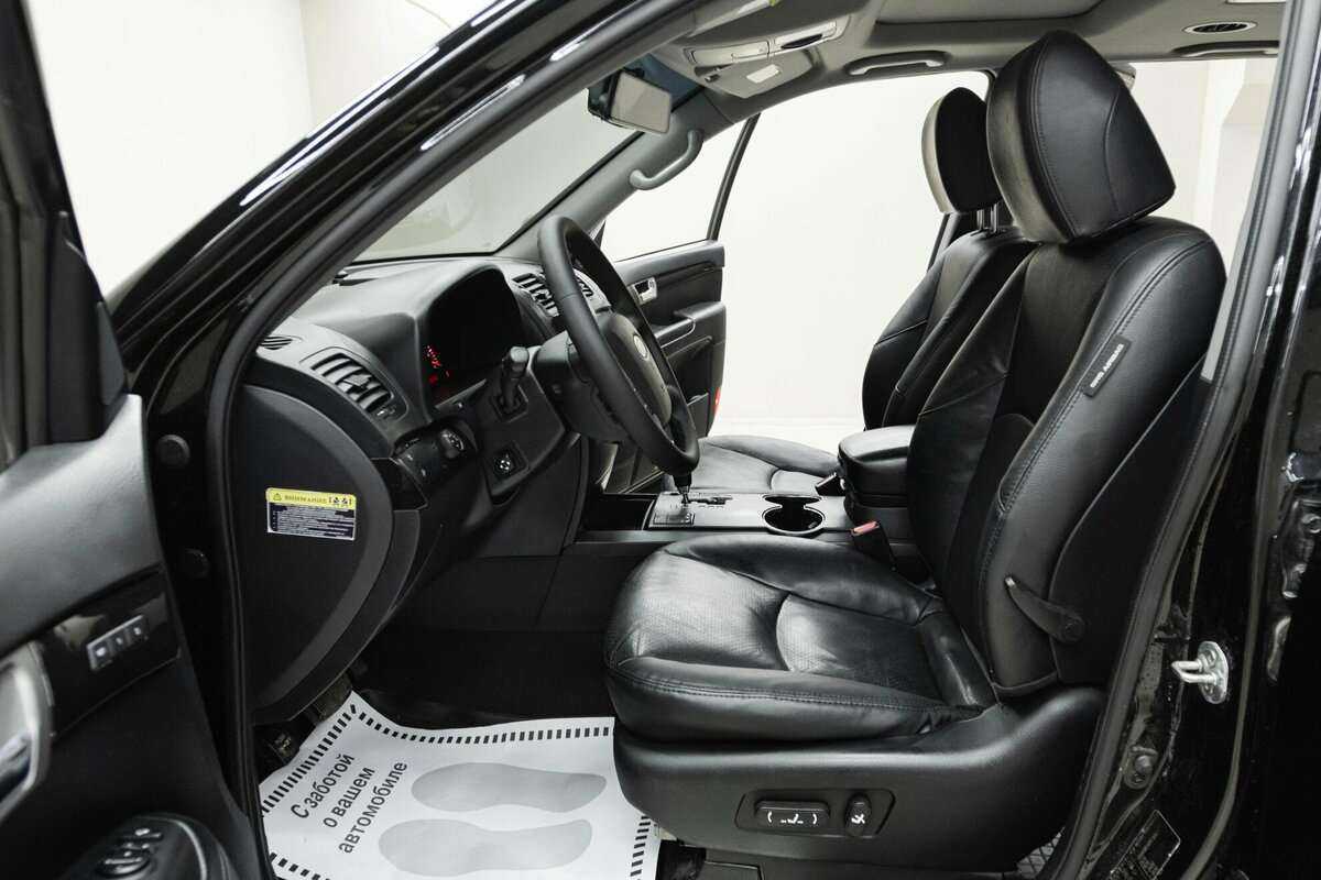 Kia Mohave 2012 года с пробегом. Фото: #7