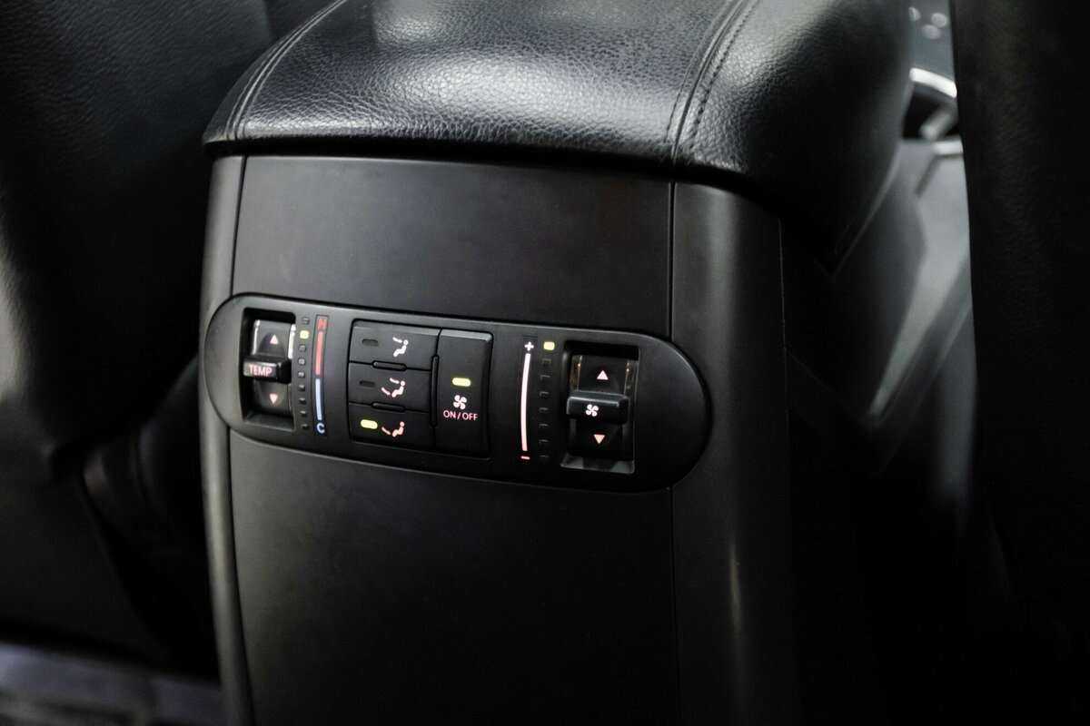 Kia Mohave 2012 года с пробегом. Фото: #14