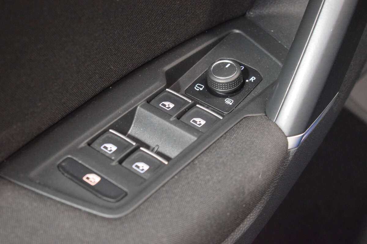 Б/У Фольксваген Тигуан 2018 года. Фото: #8