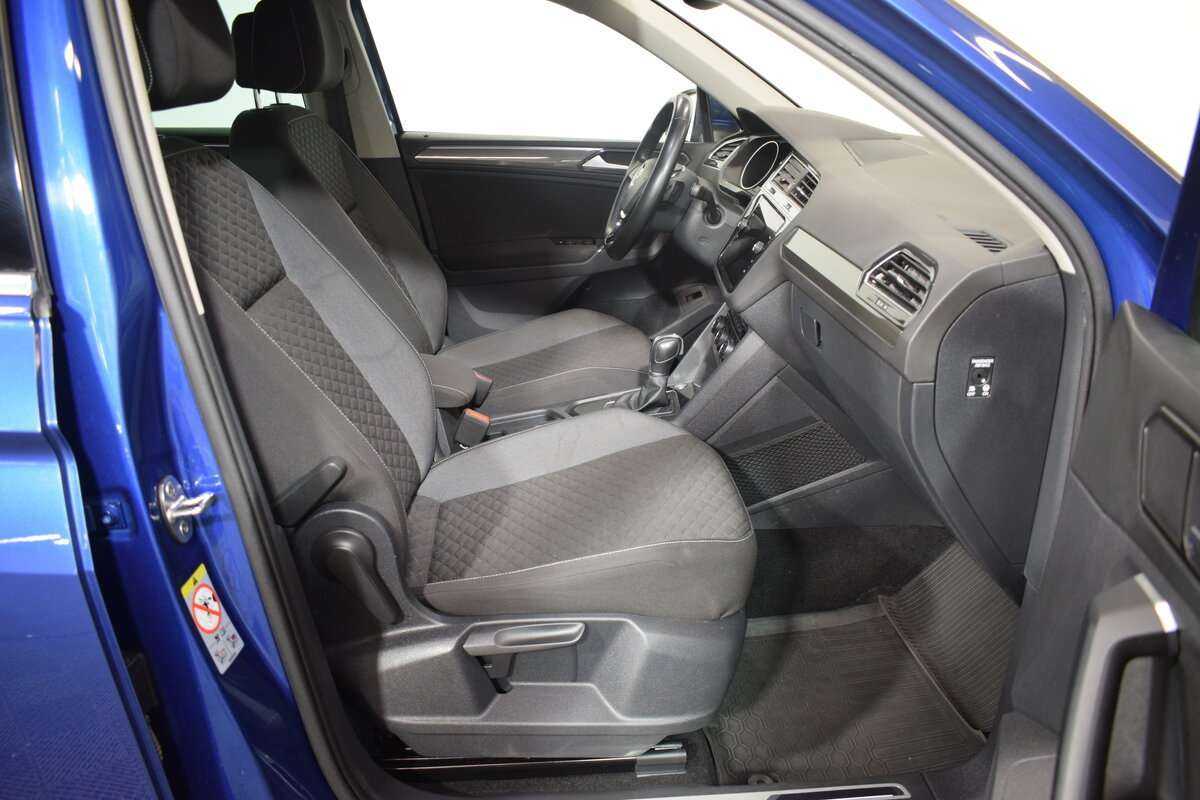 Б/У Фольксваген Тигуан 2018 года. Фото: #13