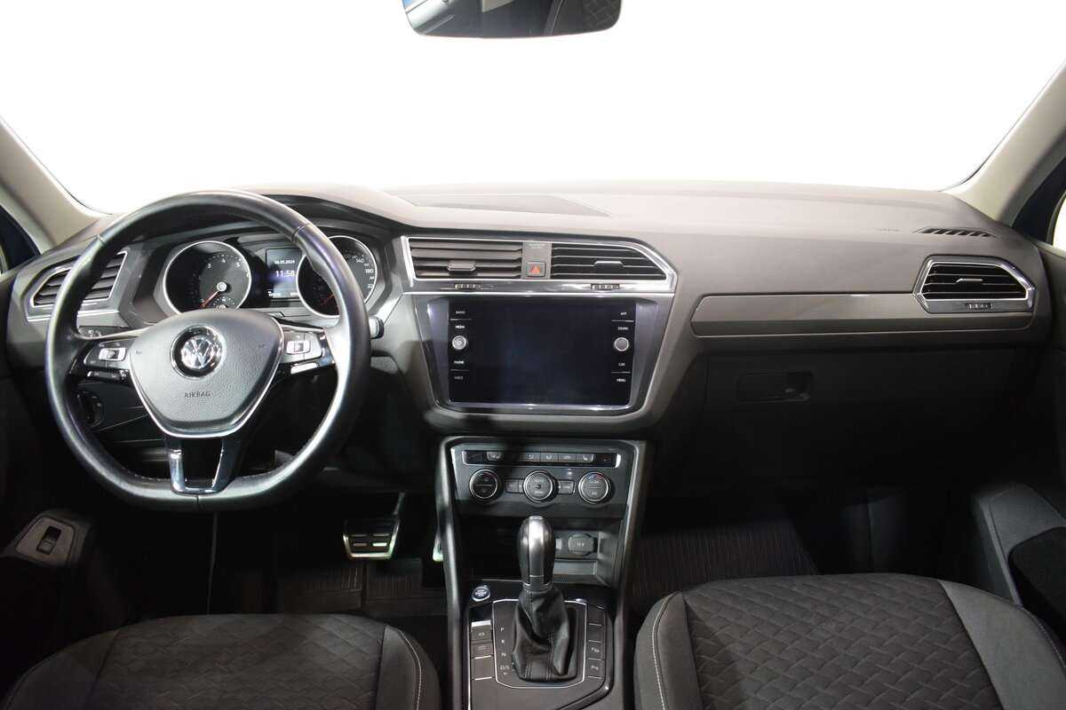 Б/У Фольксваген Тигуан 2018 года. Фото: #15