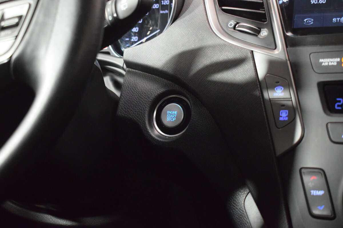 Б/У Хендай Санта Фе 2016 года. Фото: #21