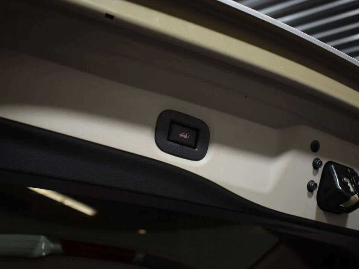 Б/У Ниссан Икс-Трейл 2017 года. Фото: #5