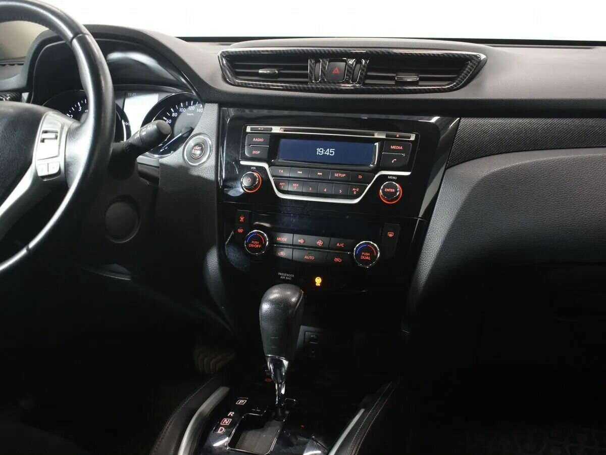 Б/У Ниссан Икс-Трейл 2017 года. Фото: #10