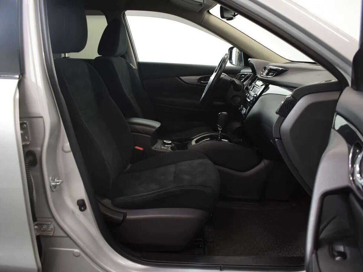 Б/У Ниссан Икс-Трейл 2017 года. Фото: #18