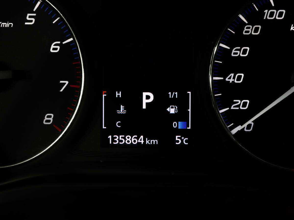 Б/У Митсубиши Оутлэндер 2018 года. Фото: #13