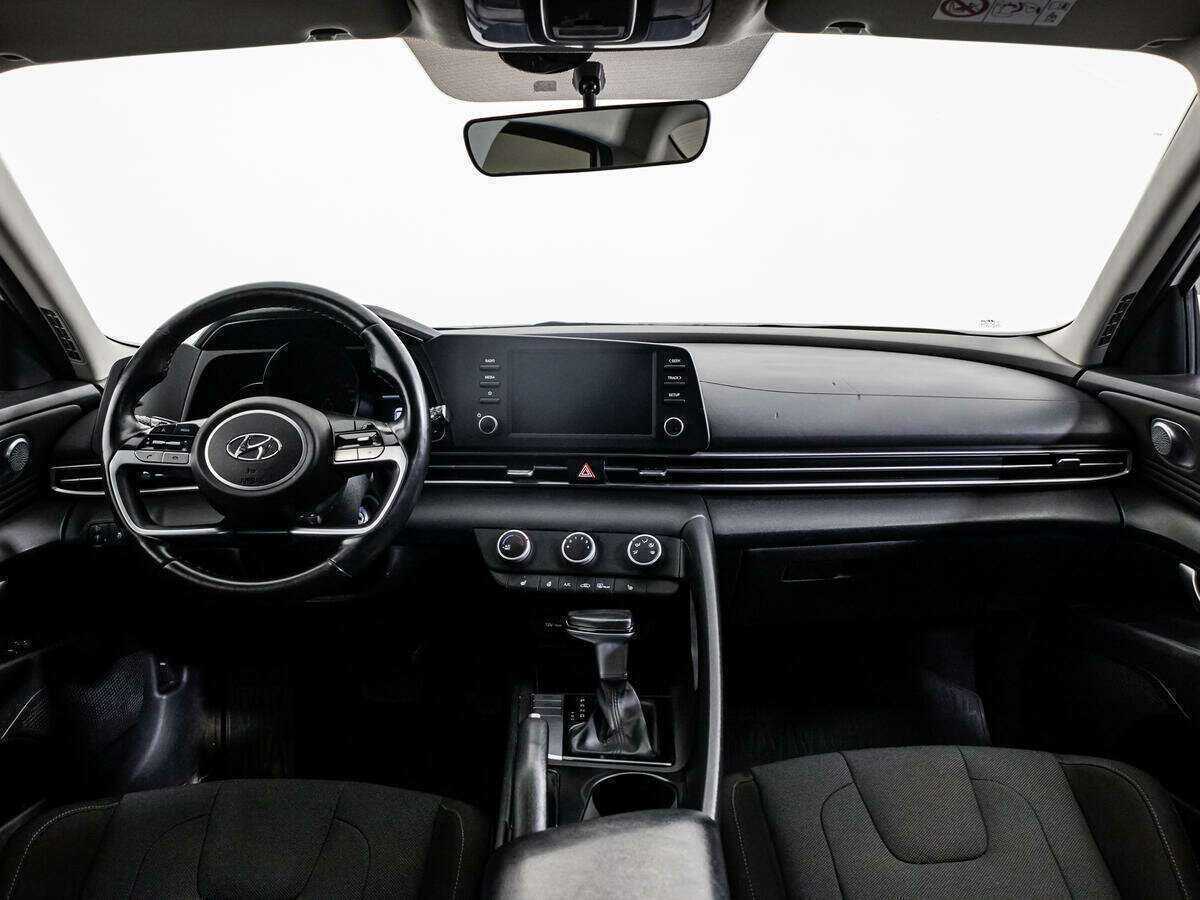 Б/У Хендай Елантра 2020 года. Фото: #10