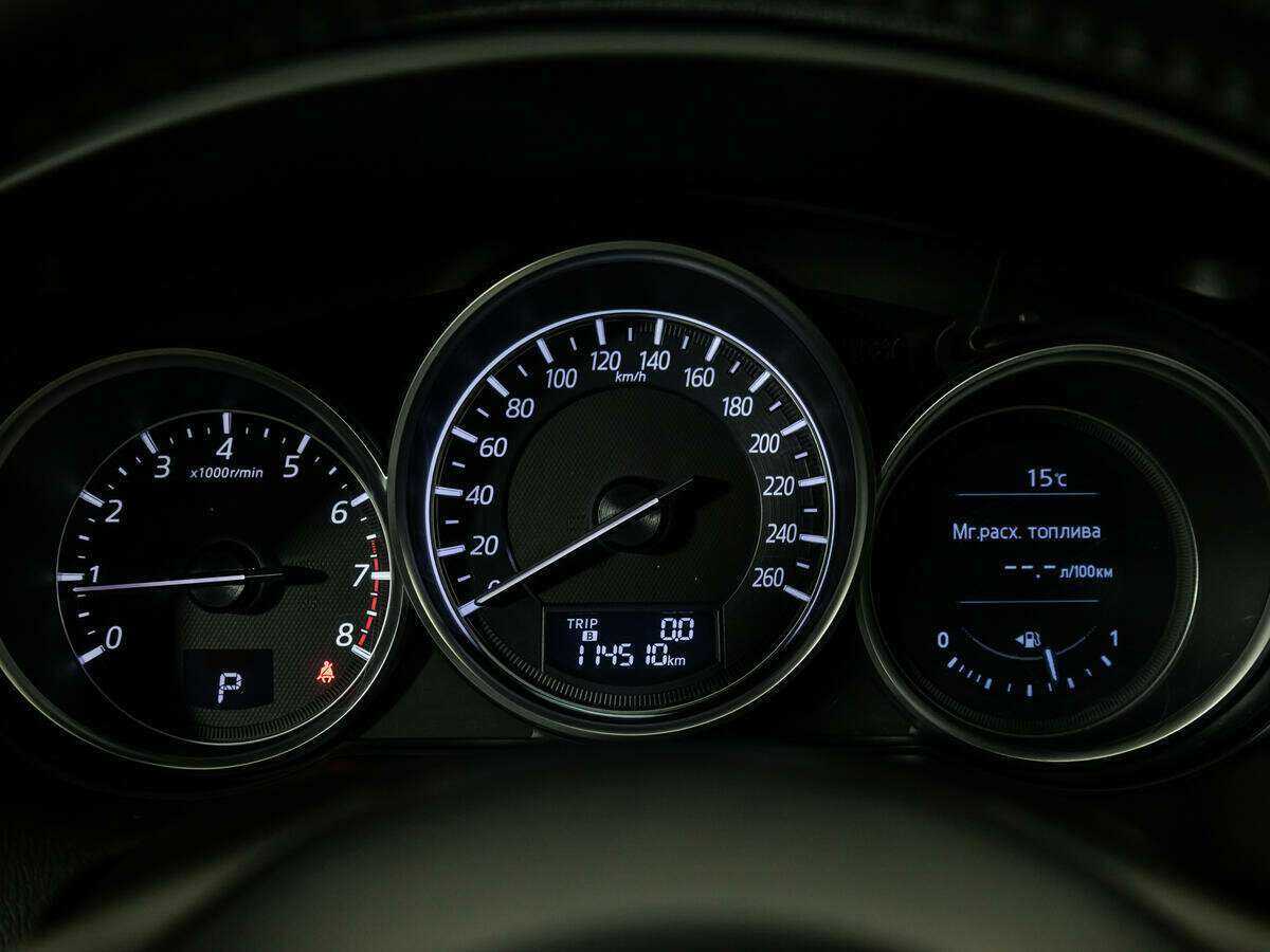 Б/У Мазда Ц-Икс-5 2016 года. Фото: #9