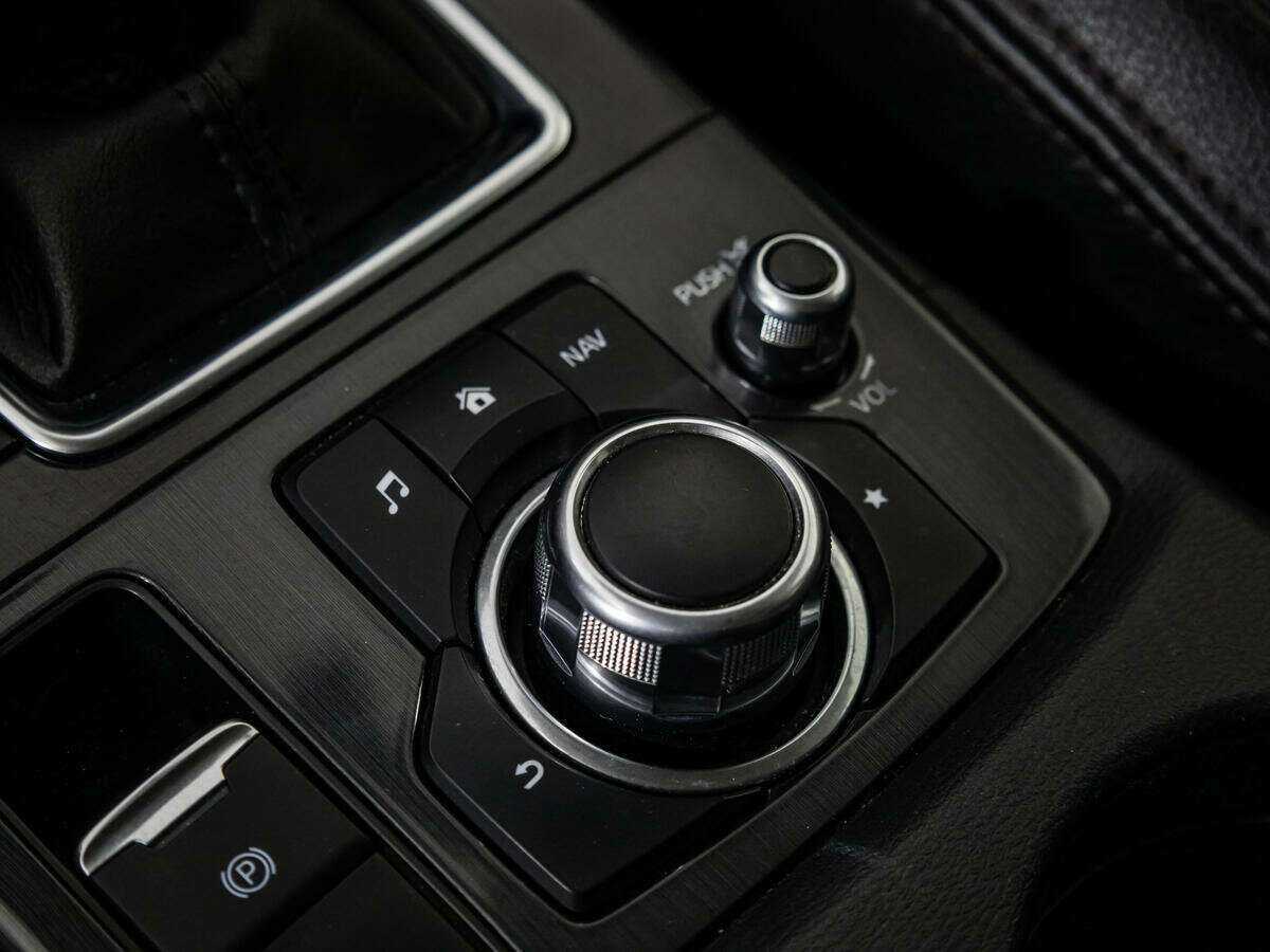 Б/У Мазда Ц-Икс-5 2016 года. Фото: #14