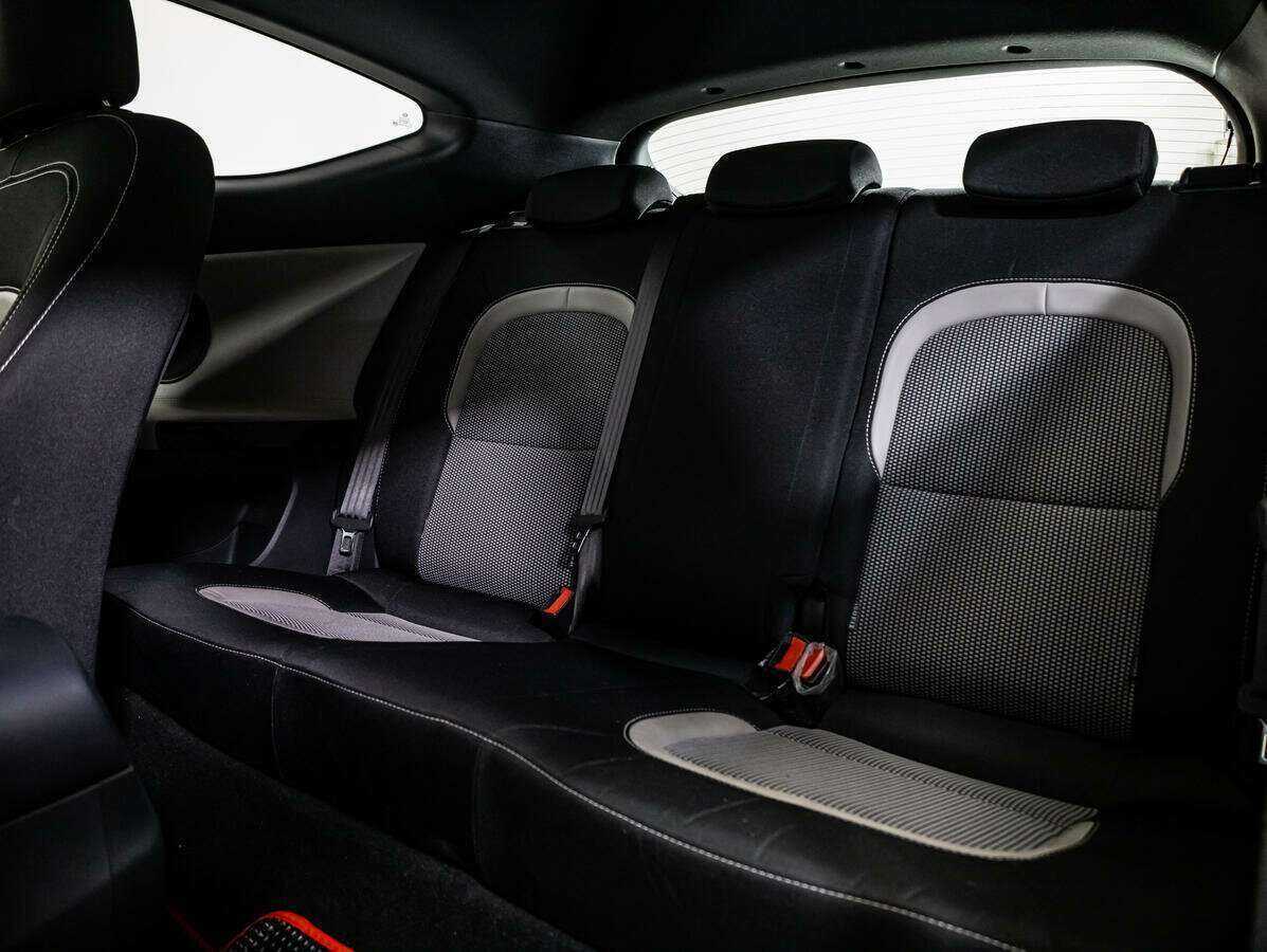 Б/У Киа Сид 2014 года. Фото: #9