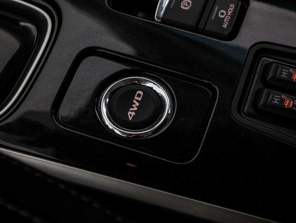 Б/У Митсубиши Оутлэндер 2018 года. Фото: #13