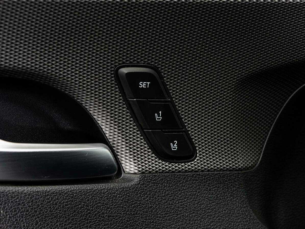 Hyundai Santa Fe 2018 года с пробегом. Фото: #16