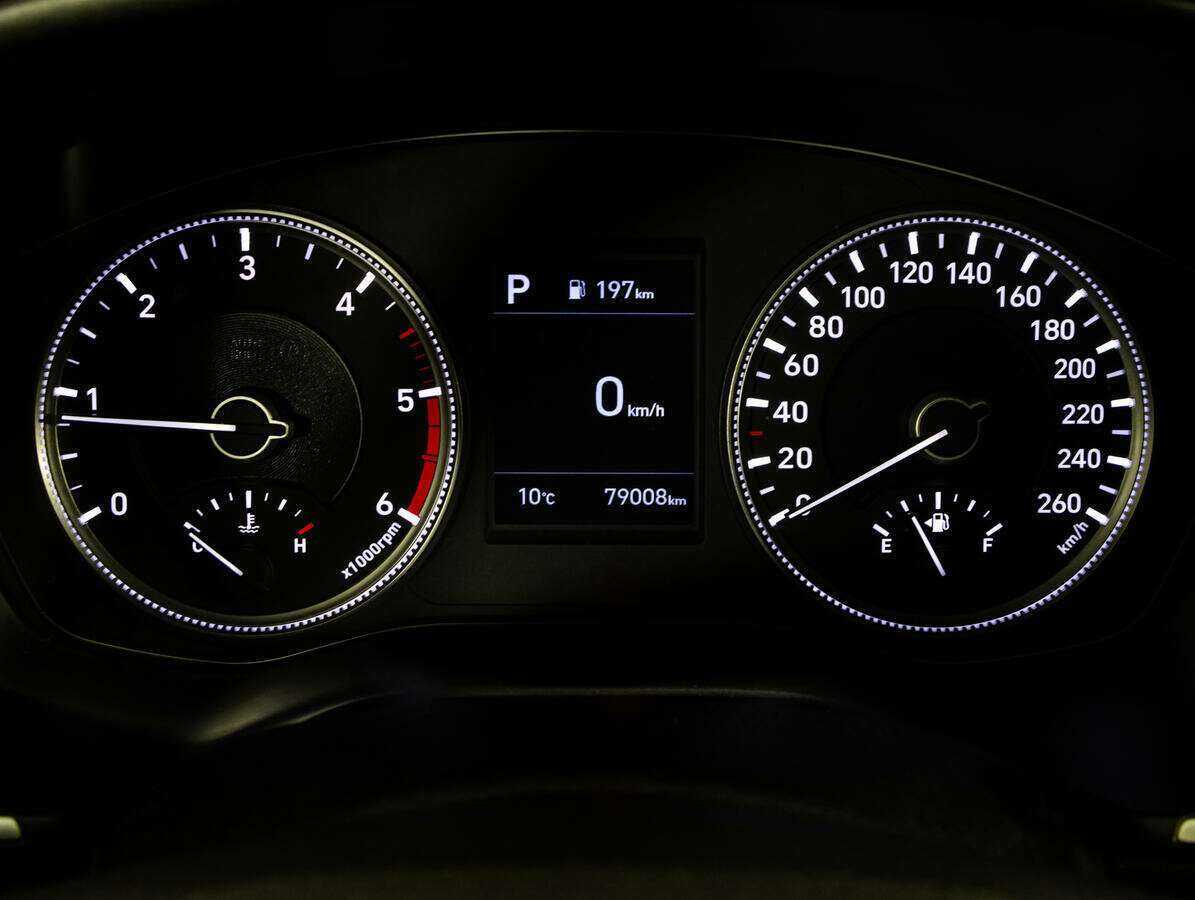 Hyundai Santa Fe 2018 года с пробегом. Фото: #20