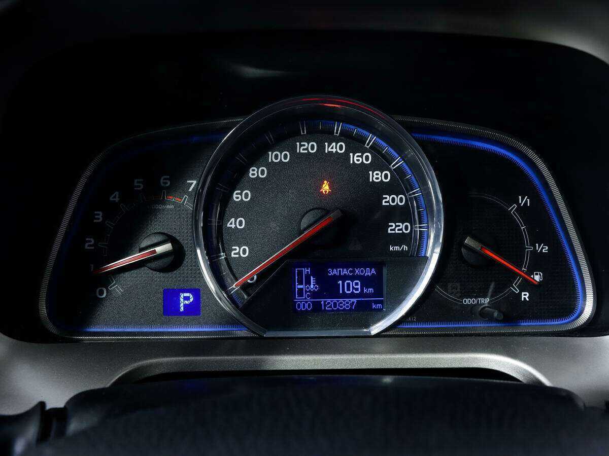 Б/У Тойота Рав4 2013 года. Фото: #15