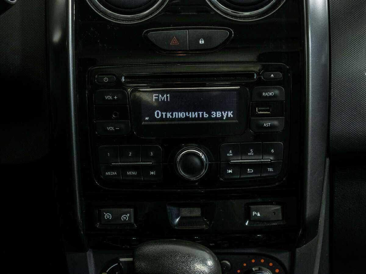 Б/У Рено Дастер 2015 года. Фото: #13