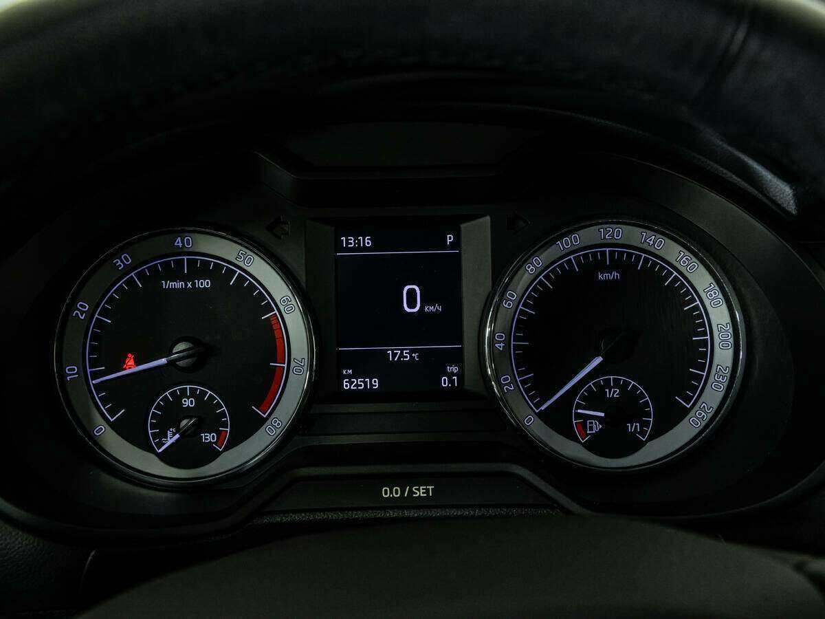 Б/У Шкода Октавия 2018 года. Фото: #11