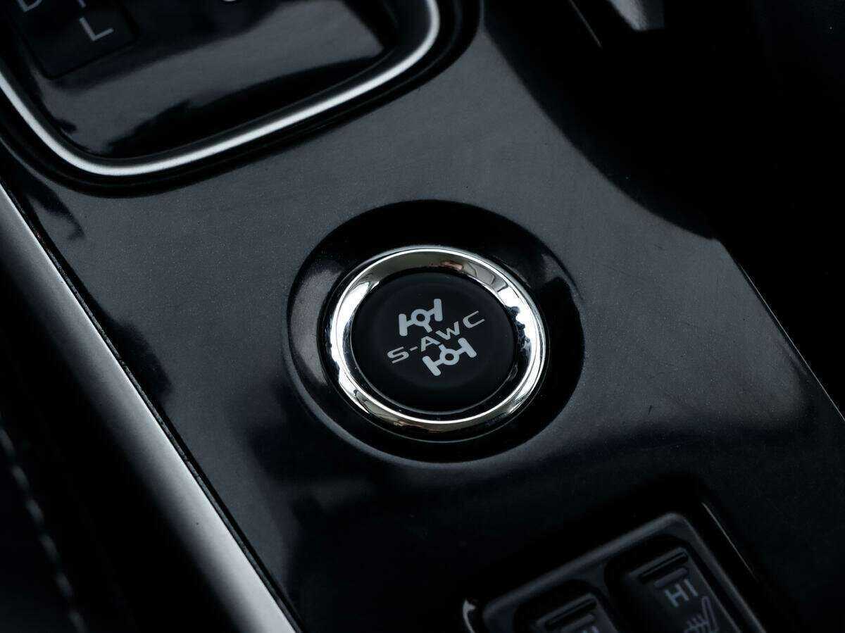 Б/У Митсубиши Оутлэндер 2019 года. Фото: #13