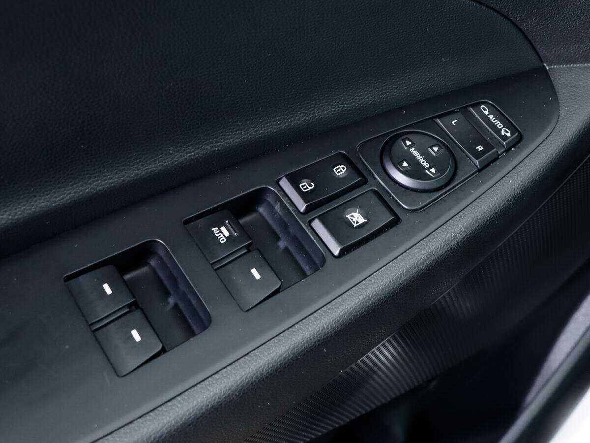 Б/У Хендай Туксон 2017 года. Фото: #12