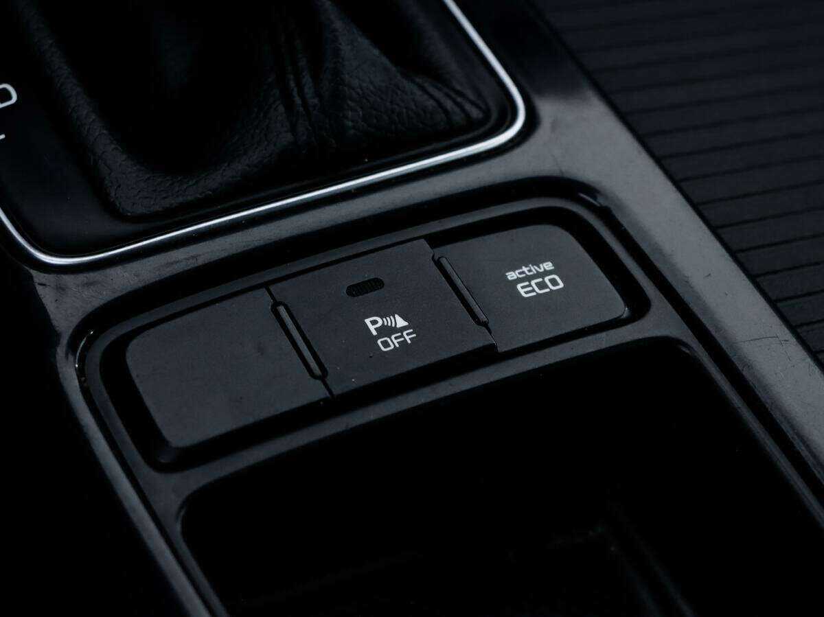 Б/У Киа Соренто 2013 года. Фото: #13