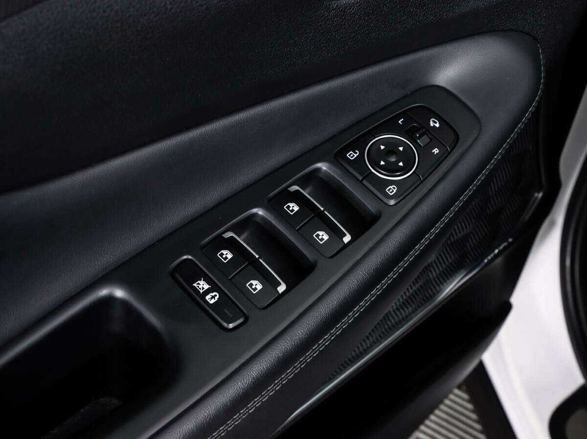 Hyundai Santa Fe 2019 года с пробегом. Фото: #17