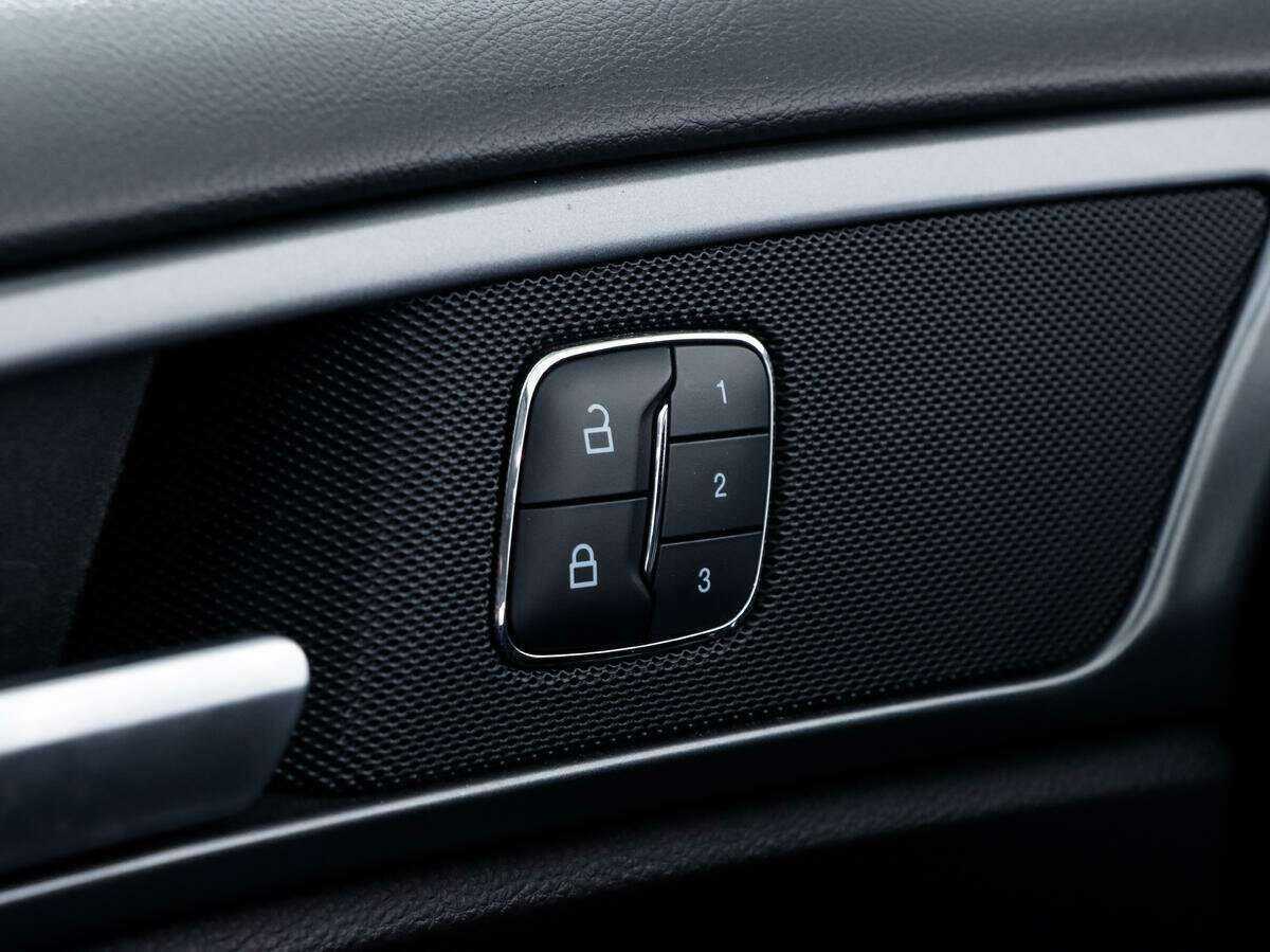 Б/У Форд Мондео 2019 года. Фото: #15