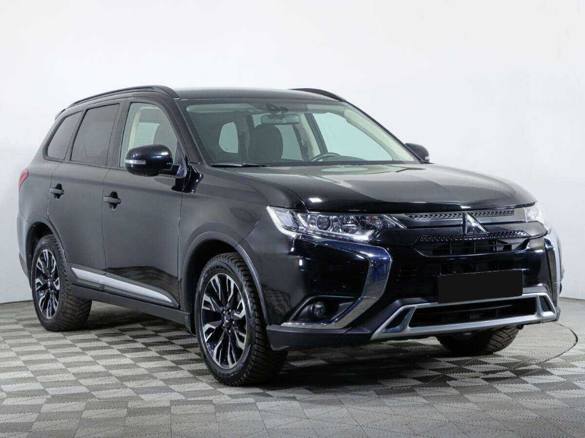Mitsubishi Outlander 2021 года с пробегом. Фото: #2