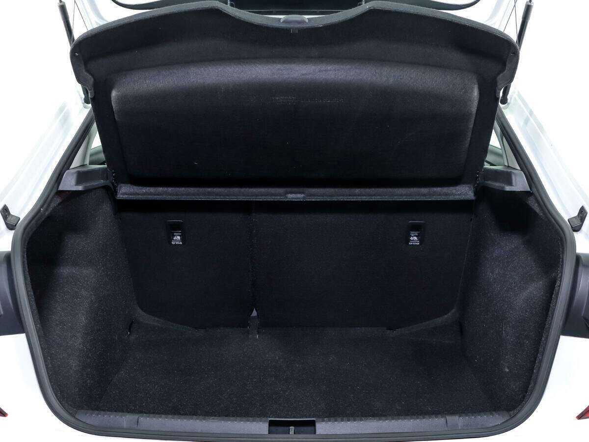 Б/У Фольксваген Поло 2022 года. Фото: #13