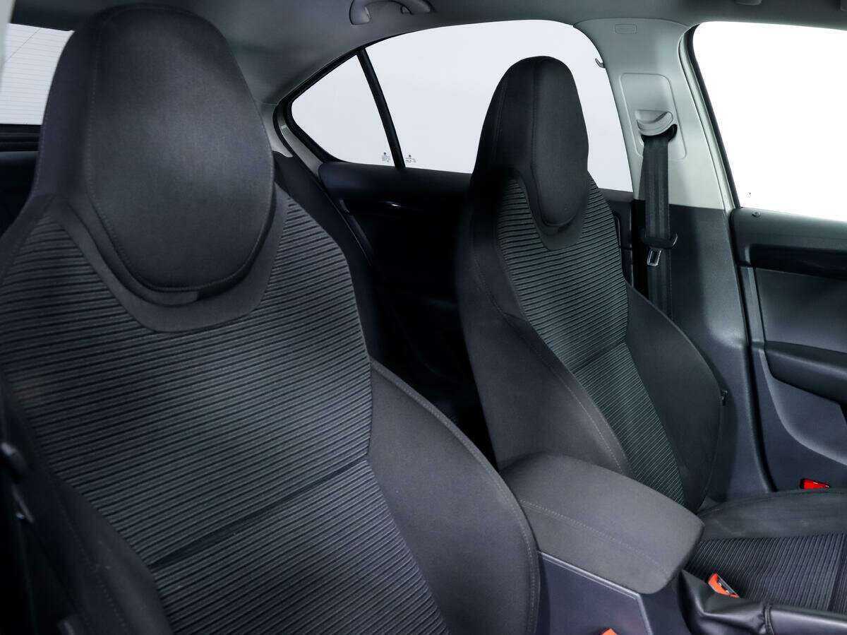 Б/У Шкода Октавия 2016 года. Фото: #9