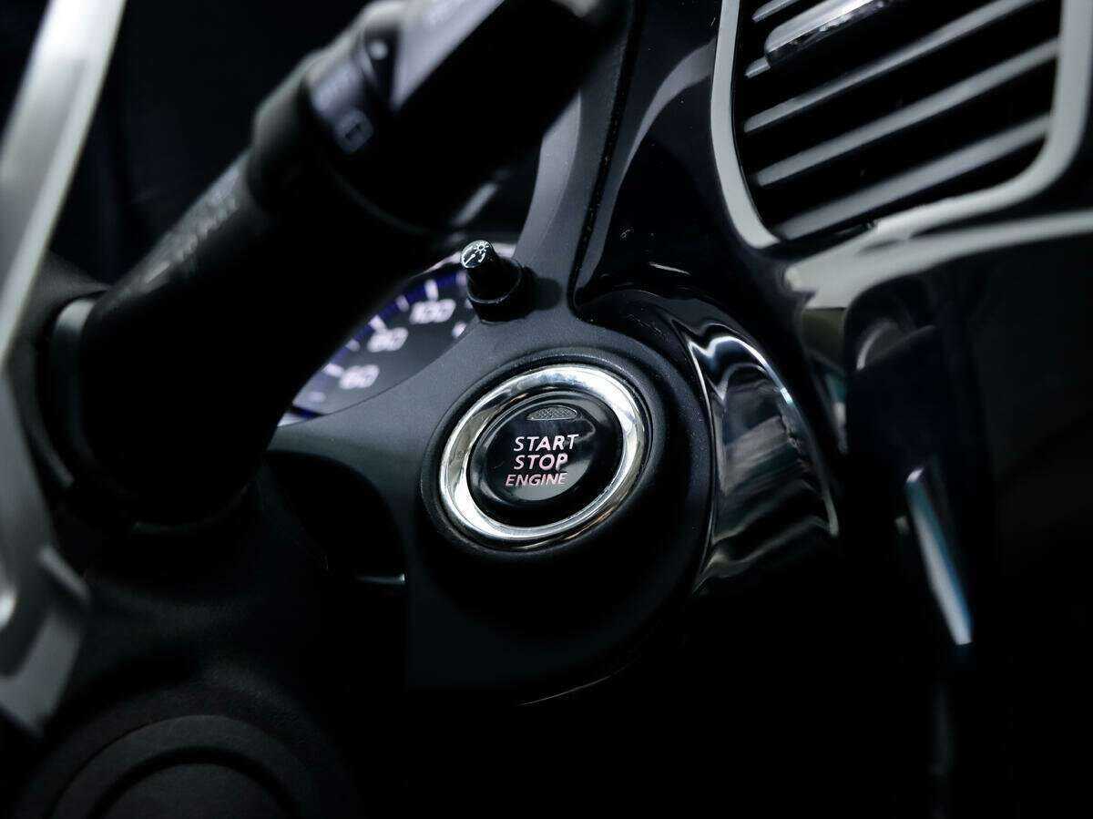 Б/У Митсубиши Оутлэндер 2016 года. Фото: #13