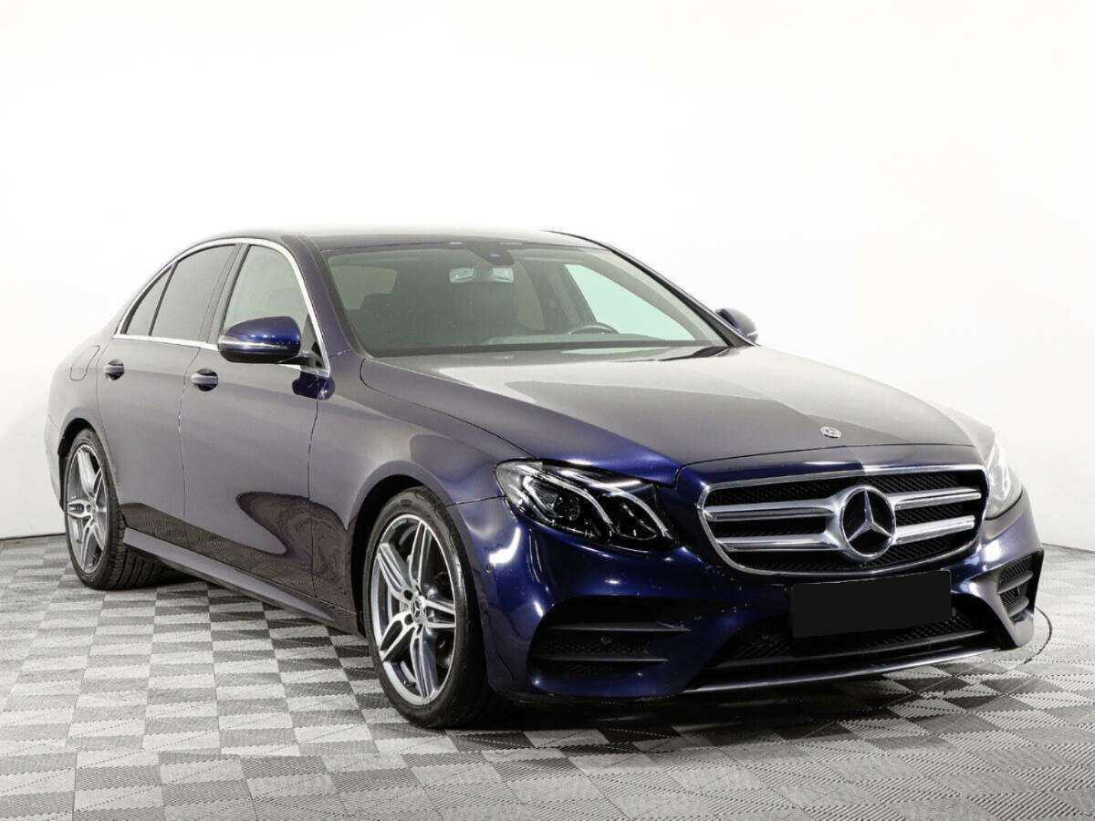 Mercedes-Benz E-Класс 2018 года с пробегом. Фото: #2