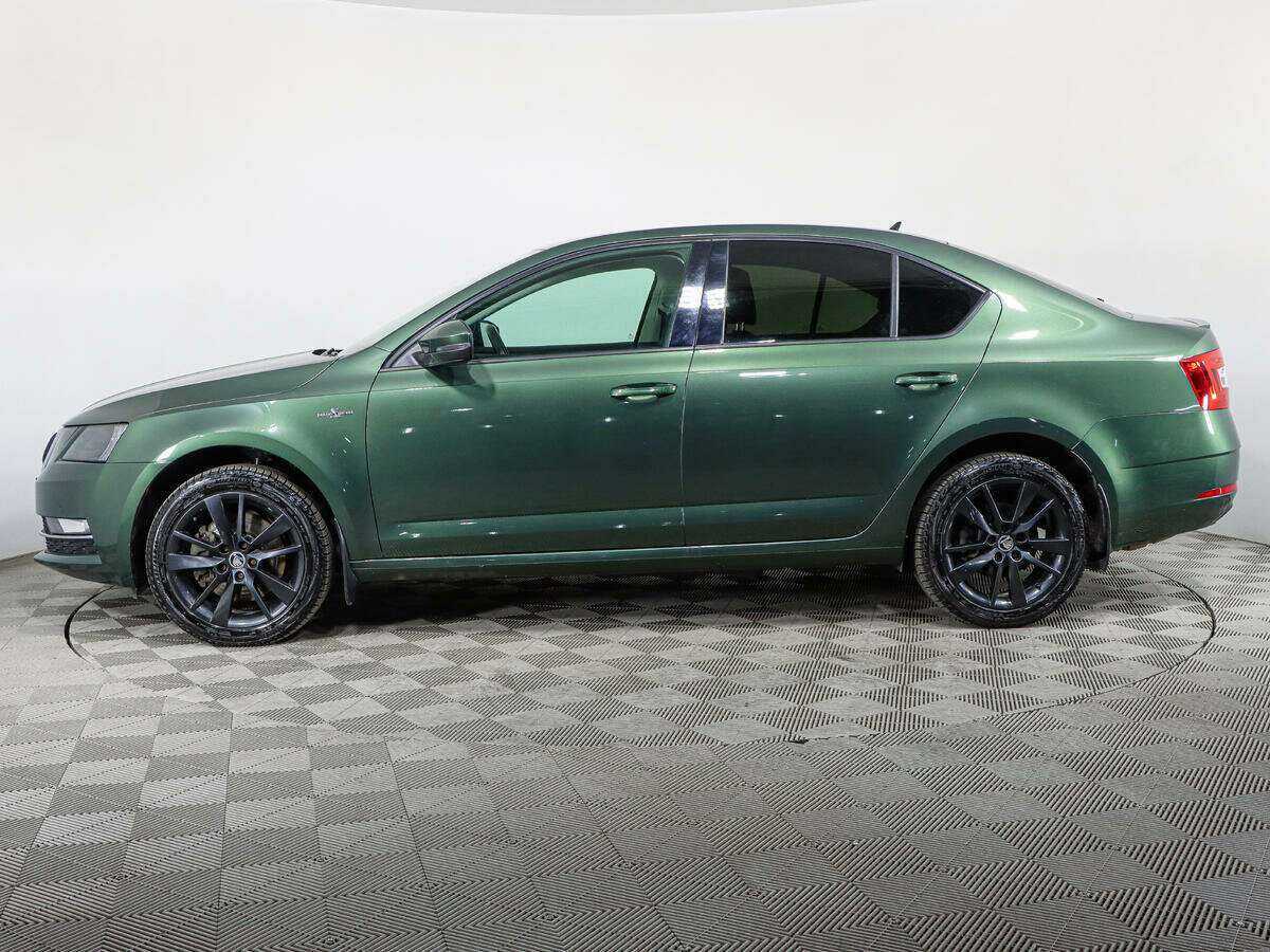 Б/У Шкода Октавия 2019 года. Фото: #7