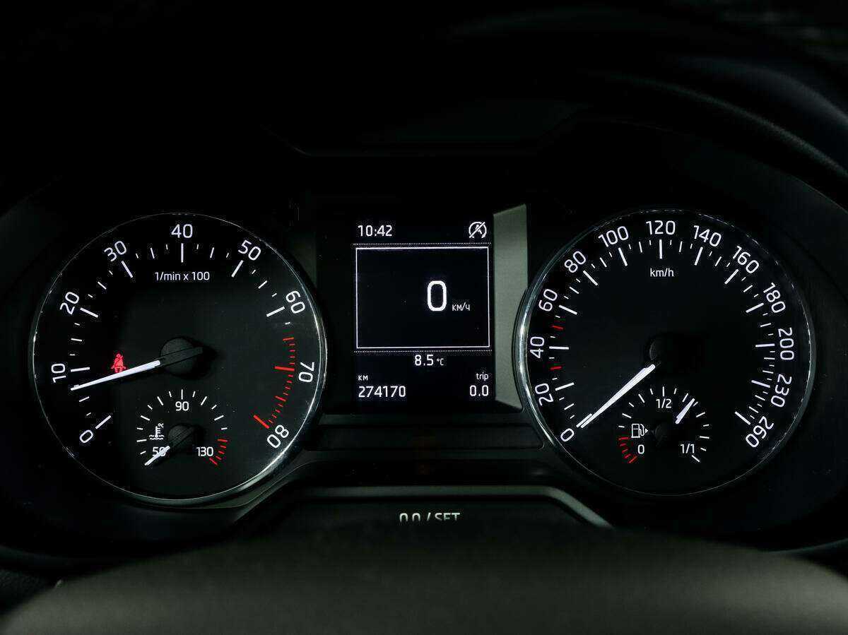 Б/У Шкода Октавия 2013 года. Фото: #15