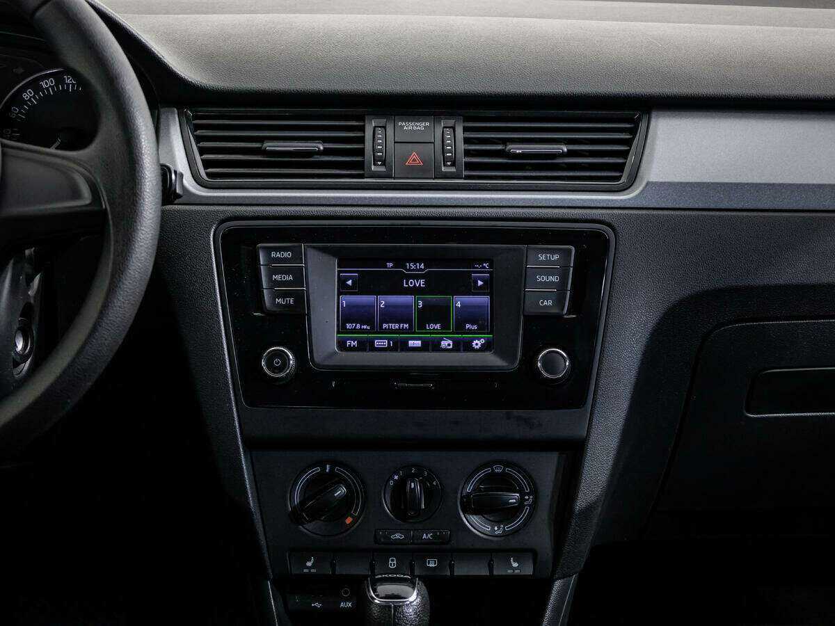 Б/У Шкода Рапид 2016 года. Фото: #12