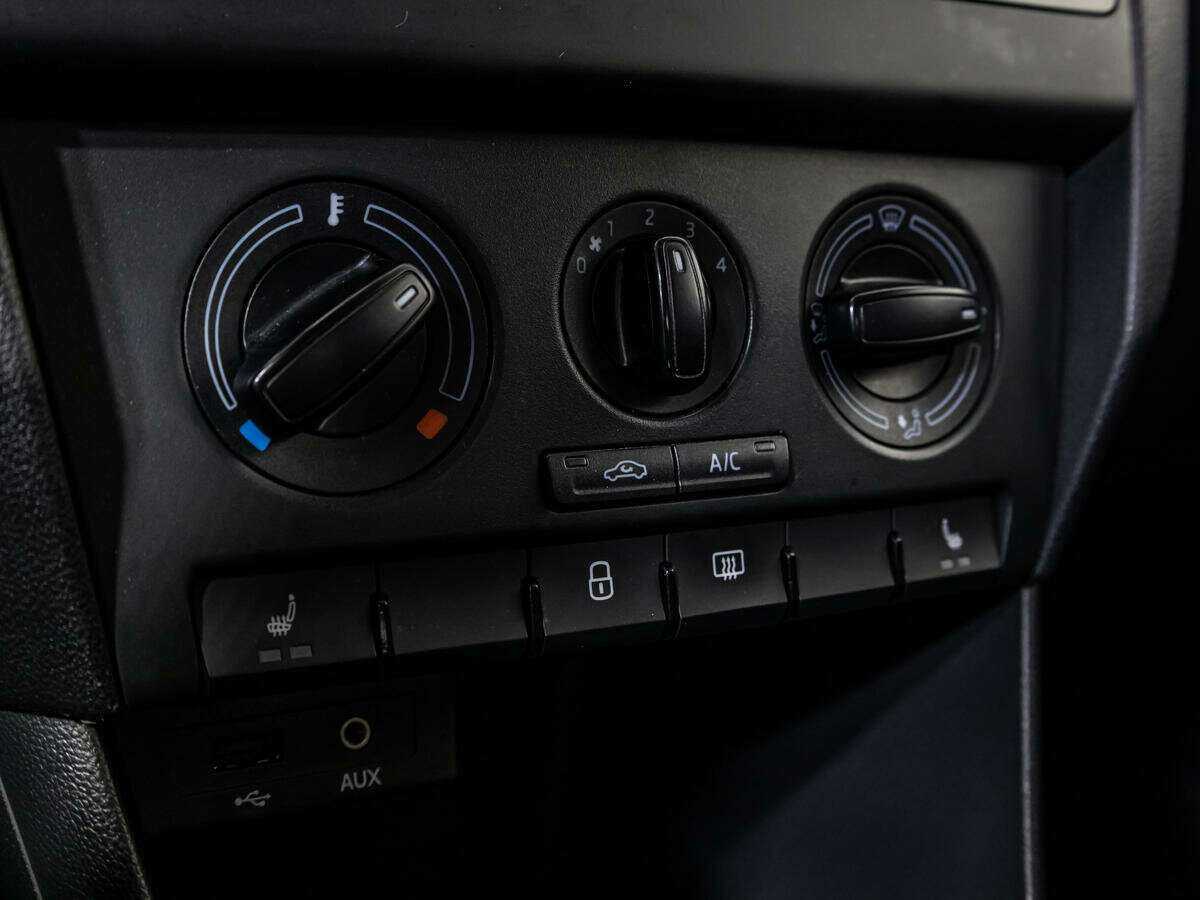 Б/У Шкода Рапид 2016 года. Фото: #15