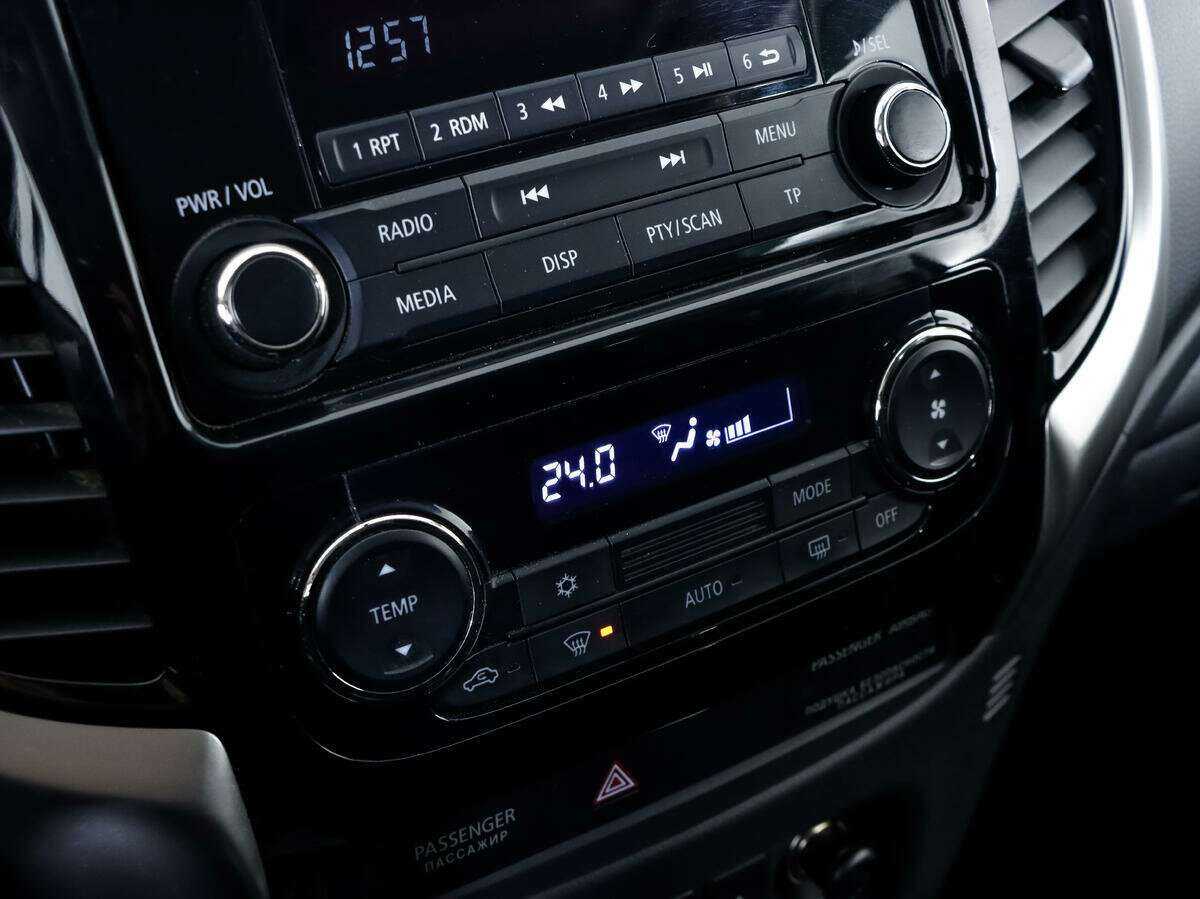 Mitsubishi Pajero Sport 2018 года с пробегом. Фото: #16