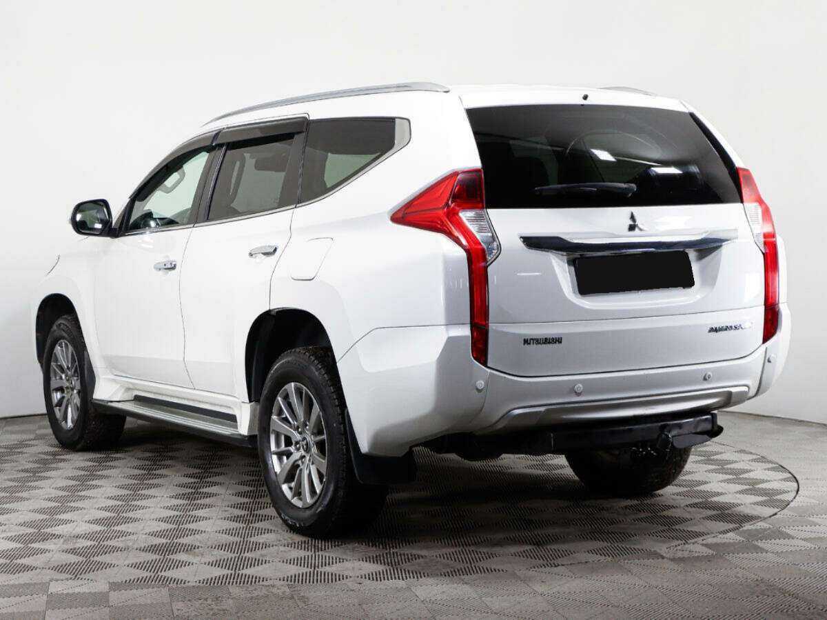 Mitsubishi Pajero Sport 2019 года с пробегом. Фото: #5
