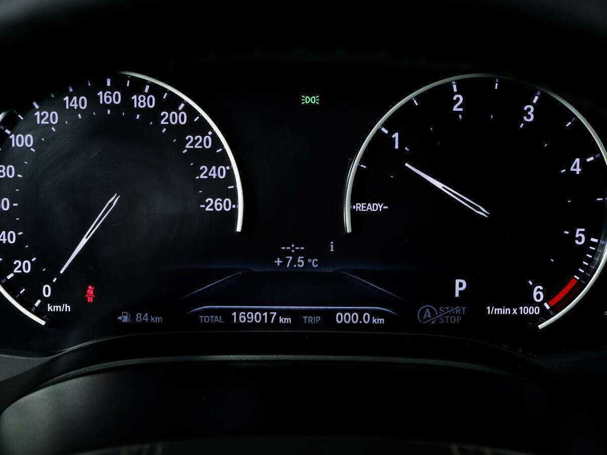 BMW 5 серии 2019 года с пробегом. Фото: #18