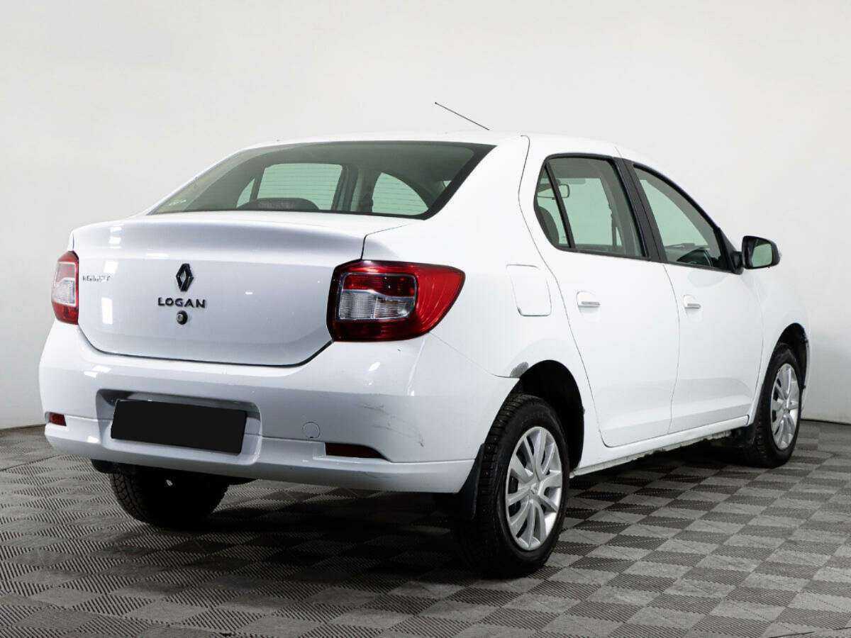Б/У Рено Логан 2017 года. Фото: #4