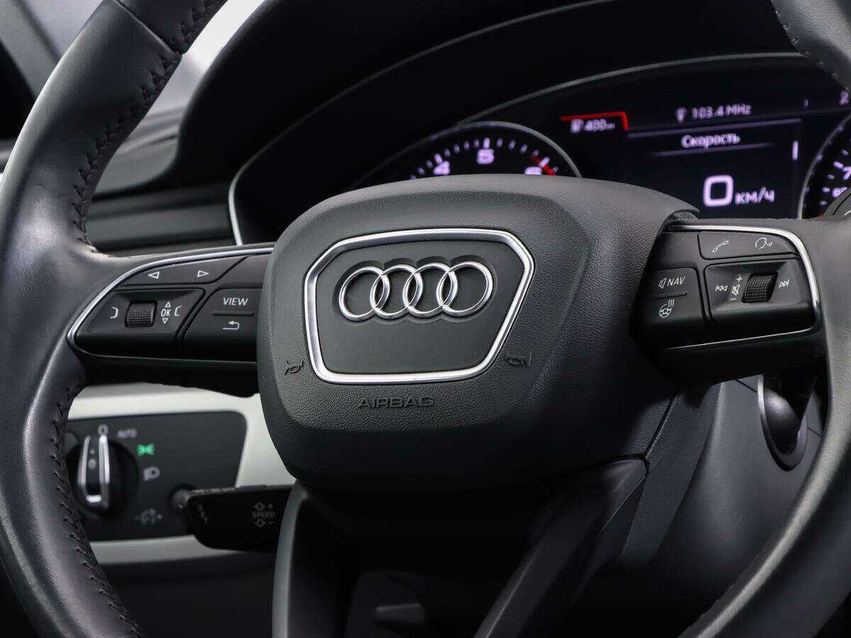 Audi A4 2019 года с пробегом. Фото: #9