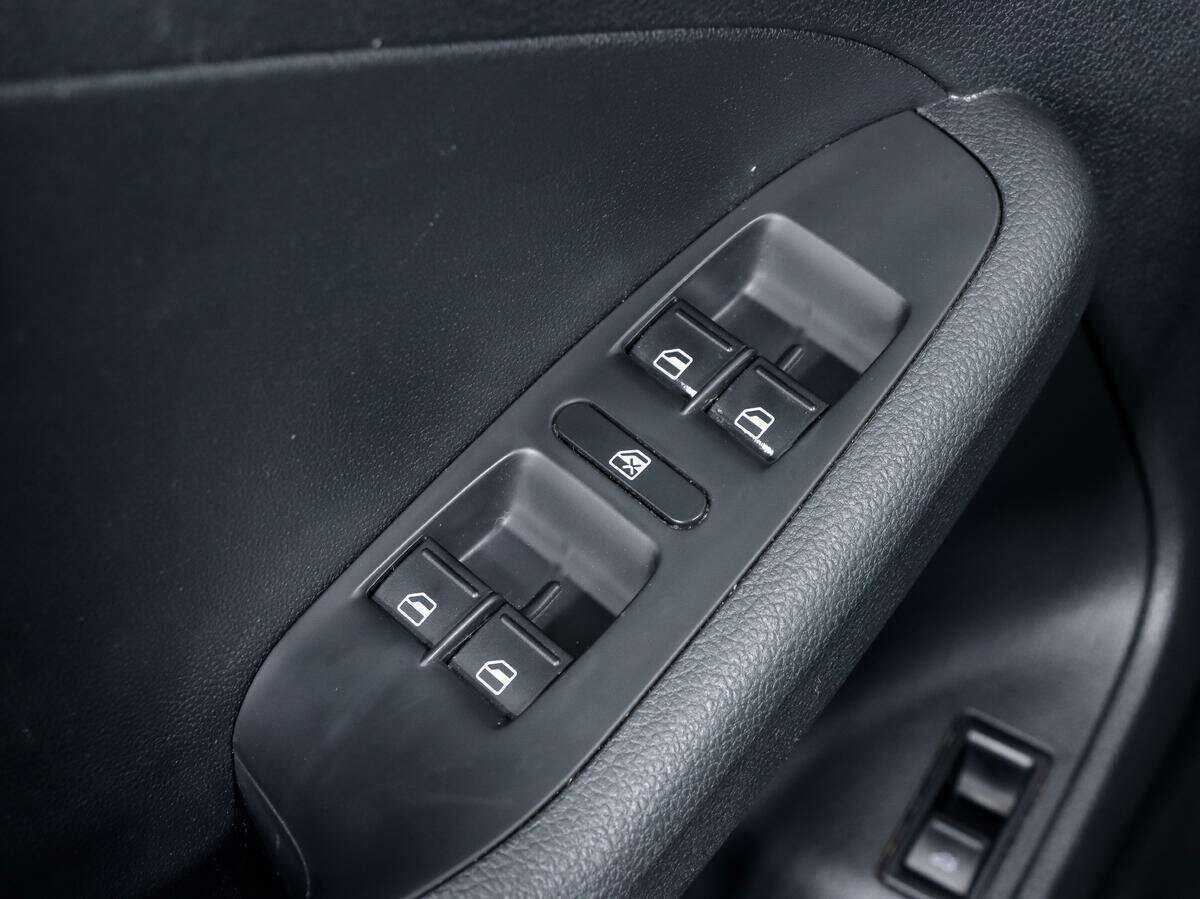 Б/У Фольксваген Джетта 2015 года. Фото: #12