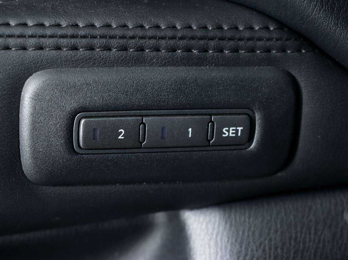 Infiniti QX60 2014 года с пробегом. Фото: #17