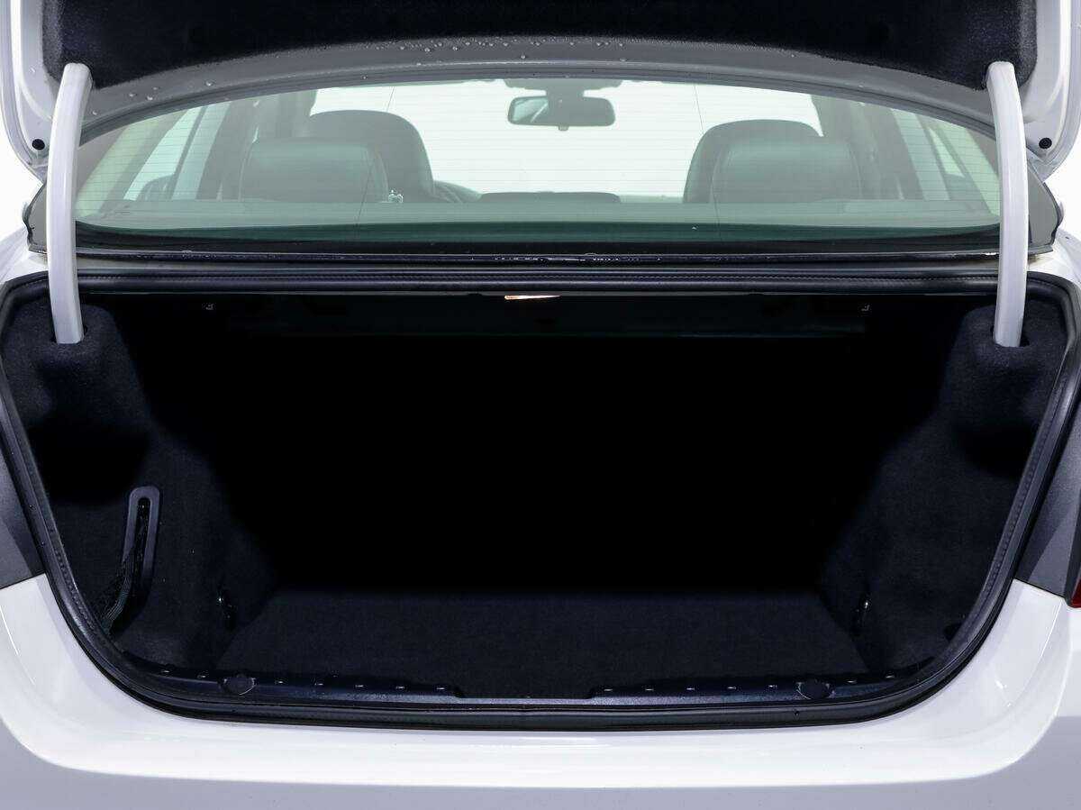 BMW 5 серии 2013 года с пробегом. Фото: #22