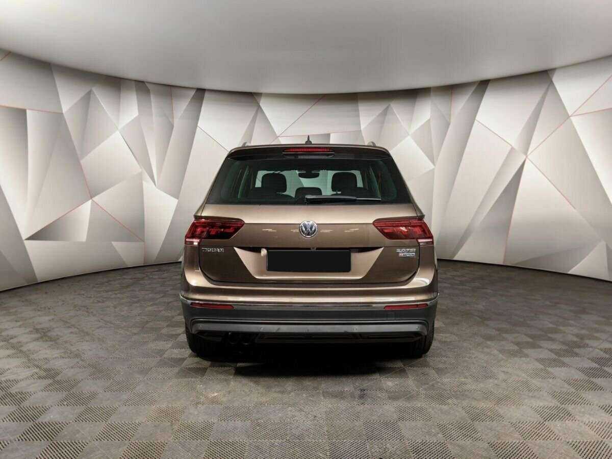 Volkswagen Tiguan 2017 года с пробегом. Фото: #7