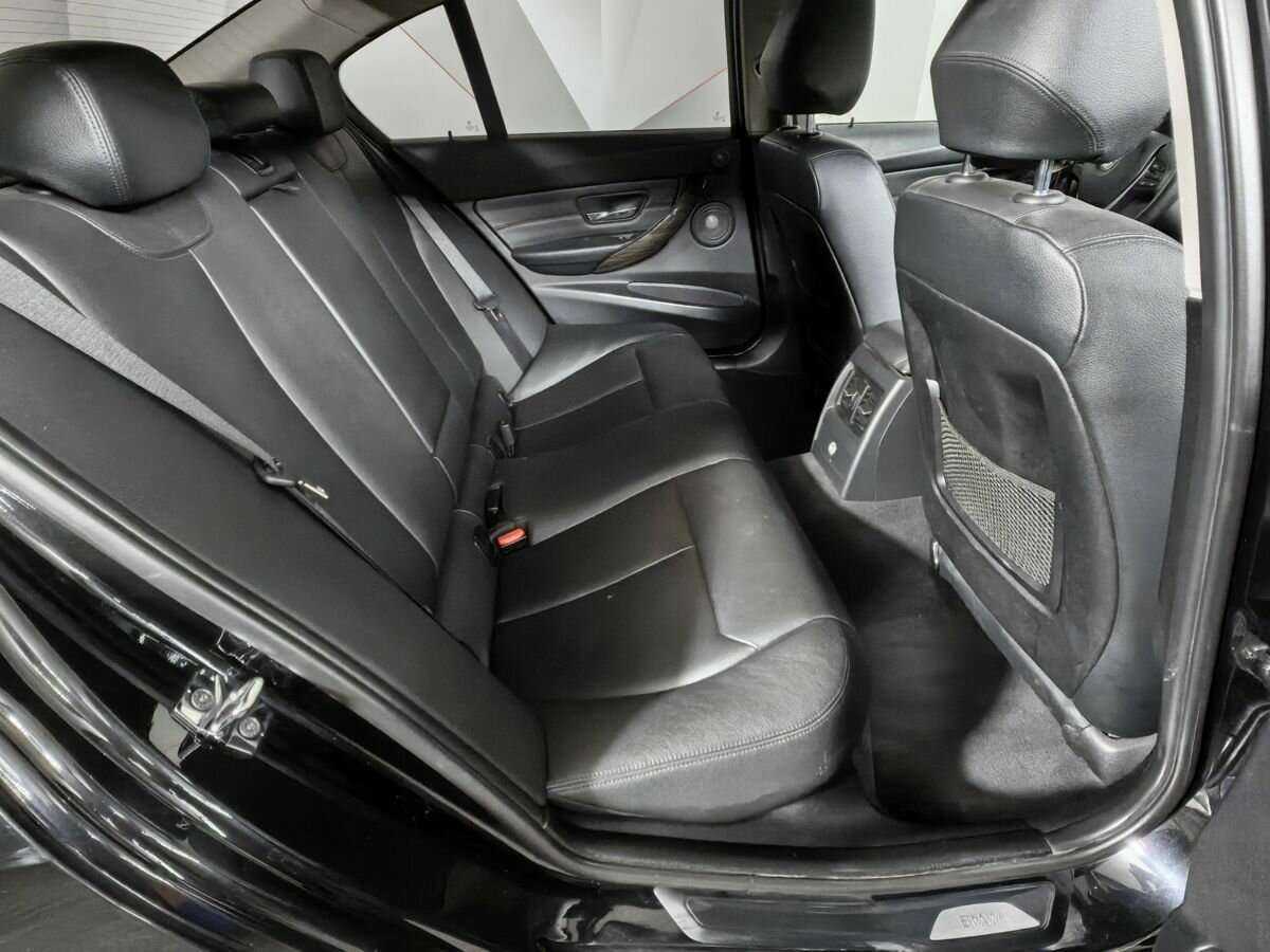 BMW 3 серии 2012 года с пробегом. Фото: #11