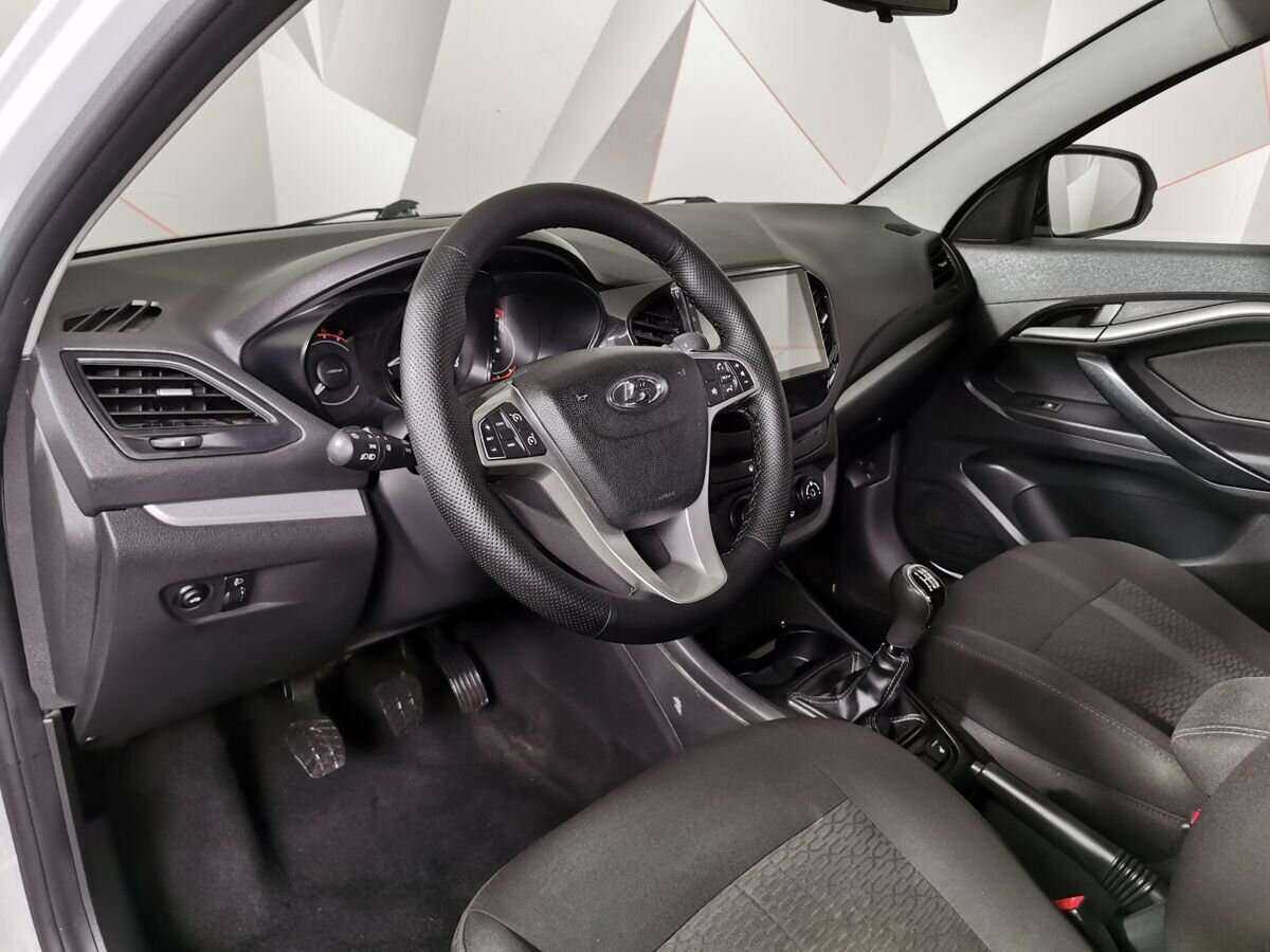 Lada (ВАЗ) Vesta 2018 года с пробегом. Фото: #13
