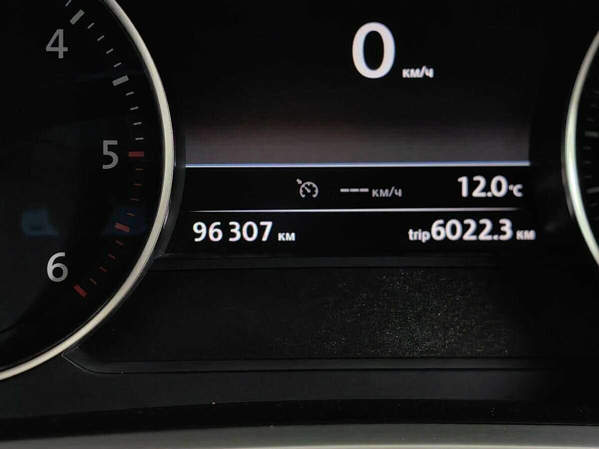 Volkswagen Touareg 2016 года с пробегом. Фото: #18