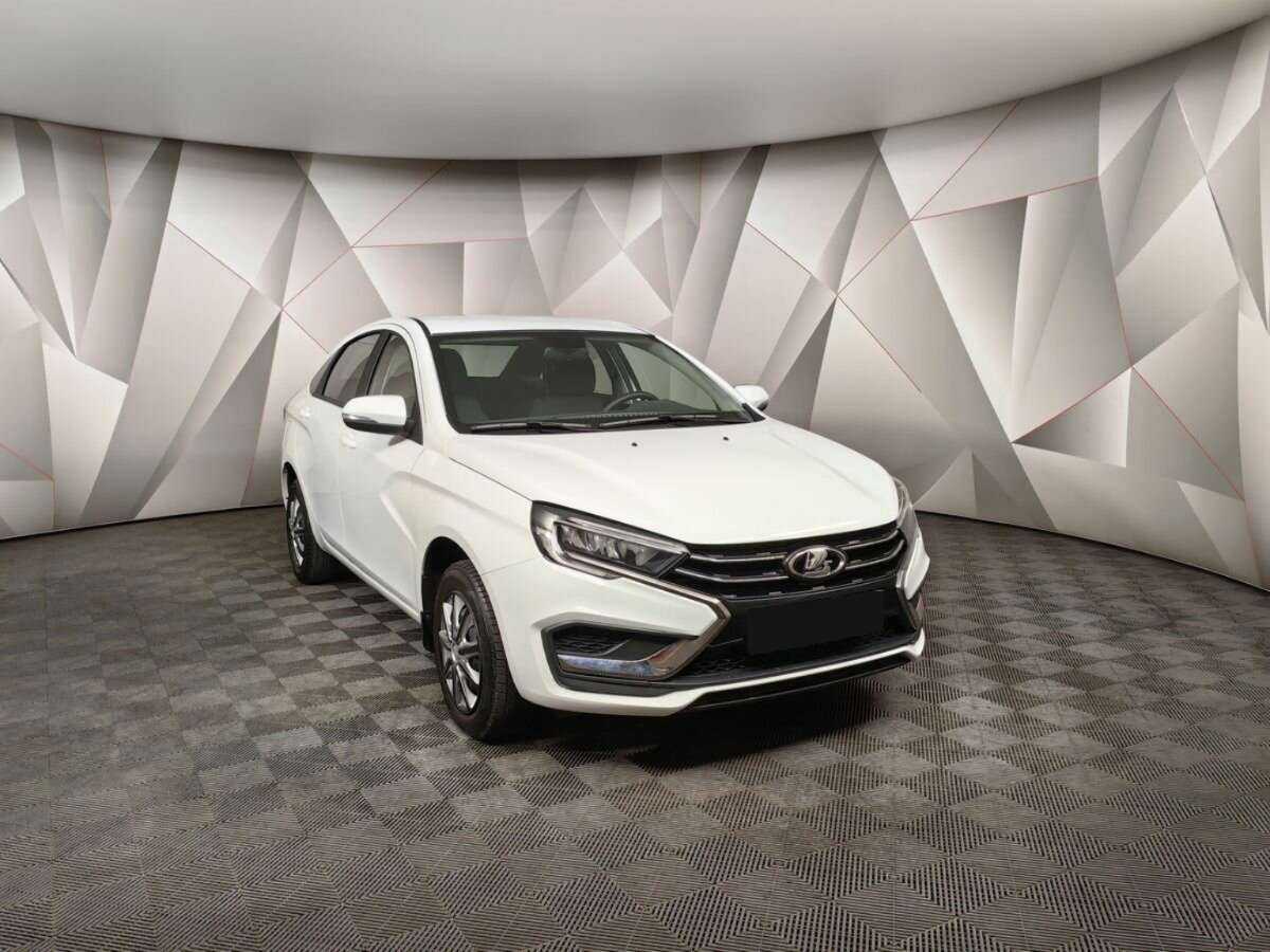 Lada (ВАЗ) Vesta 2023 года с пробегом. Фото: #2